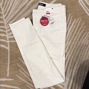 Express Women's White Legging Jeans High rise - NWT - 8R